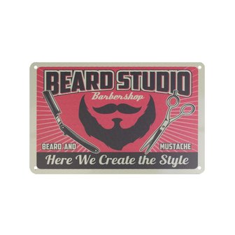 Barber decoratie met de opdruk Beard Studio.