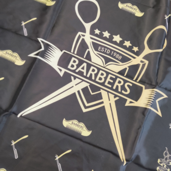 kapmantel met barber opdruk in close up