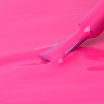 Kleurendetail van de Neon roze hybride gellak.