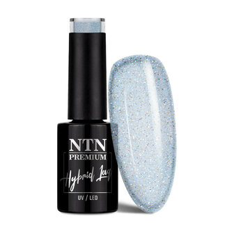 Hybride gellak nagellak met de kleuren zilver en blauw met glitter effect.