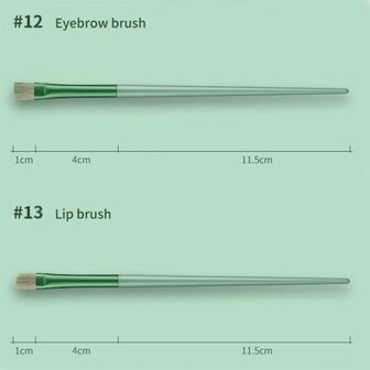 eyebrow brush en lip brush