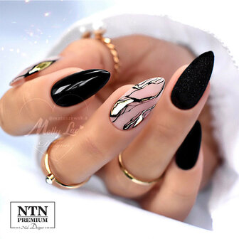 voorbeeld van nagelfolie op nagels.