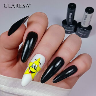Black 900 gellak inspiratie op nagels.