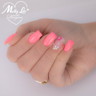 Gellak neon pastel koraal op de nagels