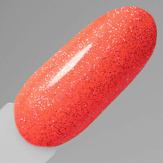 oranje glitter gellak resultaat op nagel.