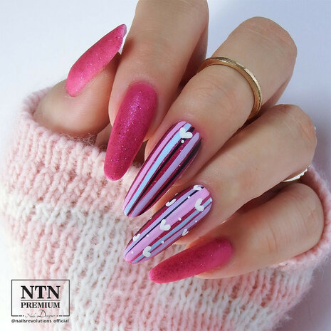 frambozen roze hybride gellak op nagels