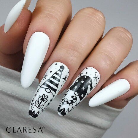 witte gellak met zwarte nail art