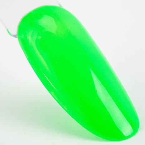 fel groene neon kleur nagellak voorbeeld op de nagel.