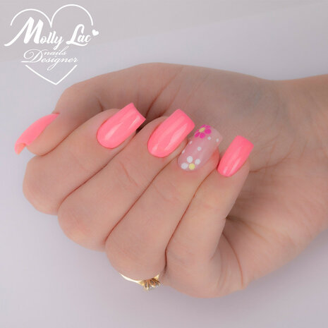 Gellak neon pastel koraal op de nagels